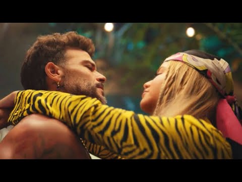 Sofía Reyes &amp; Pedro Capó - Casualidad [Official Music Video]