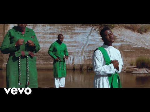 Mlindo The Vocalist - Kuyeza Ukukhanya (Official Music Video) ft. Mthunzi
