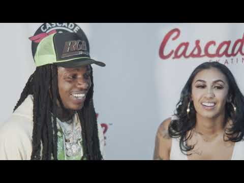 Jacquees ft. Queen Naija - Bed Friend (Lyric Video)