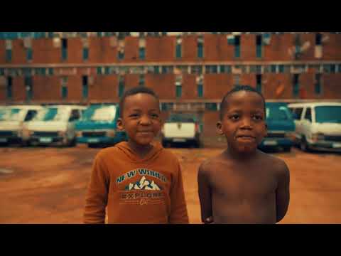 LOLLI NATIVE - IYEZA (OFFICIAL MUSIC VIDEO)