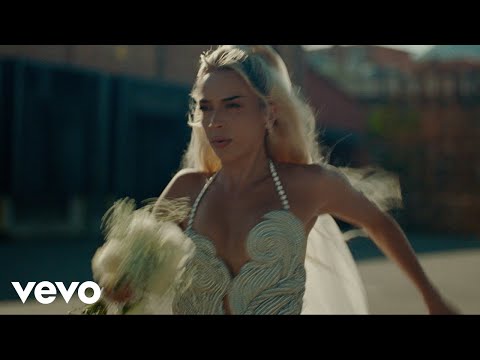Bad Gyal - Sin Carné (Official Video)