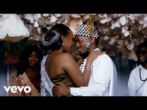 Ykee Benda - Banange (Official Music Video) ft. Lydia Jazmine