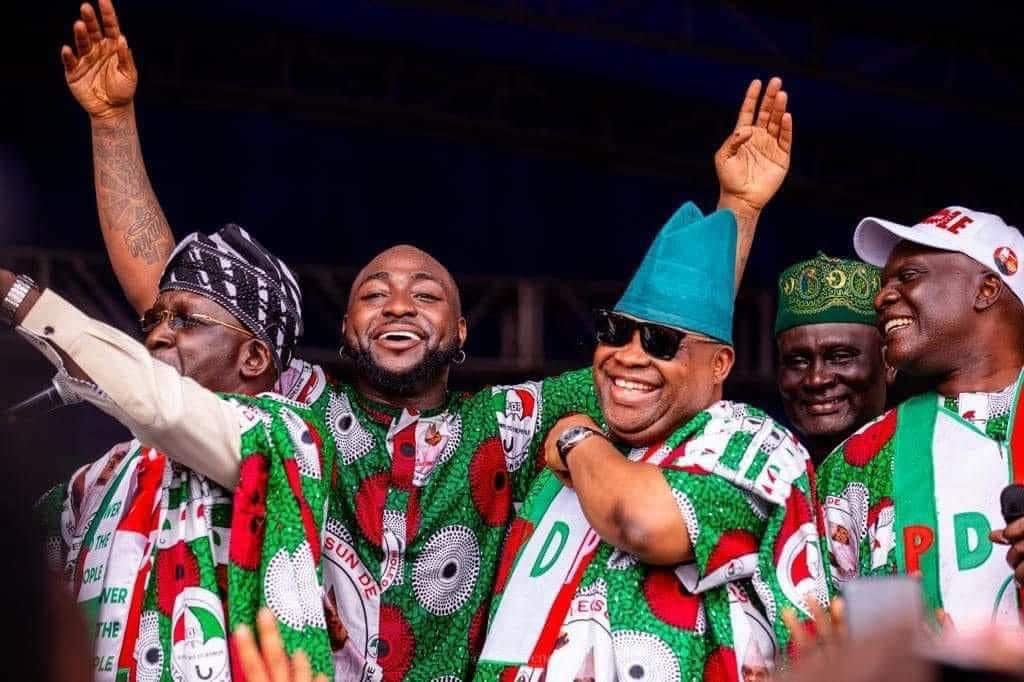 Davido Joins Osun State Campaign Alongside With His Uncle, Atiku And Other PDP Officials
