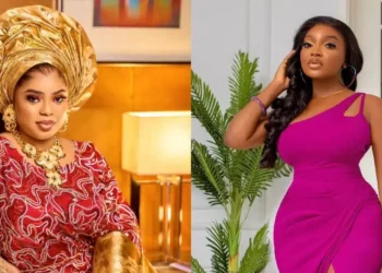 “This girl is very classless, you want to compete with your mother” – Bobrisky comes for Papaya Ex again