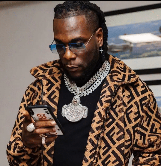 “Don’t compare him to Wizkid or Davido again” – Man explains why Burna Boy is now on the same level with Michael Jackson