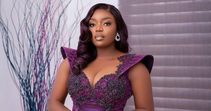 Bisola Aiyeola Biography, Net Worth & Age