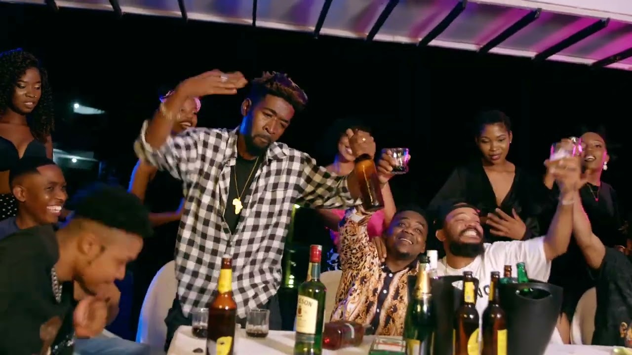 Shah Smooth – Hapo kati
